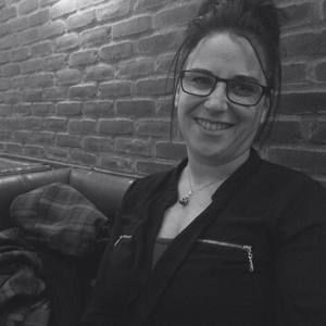 Meet your Posher, Genevieve